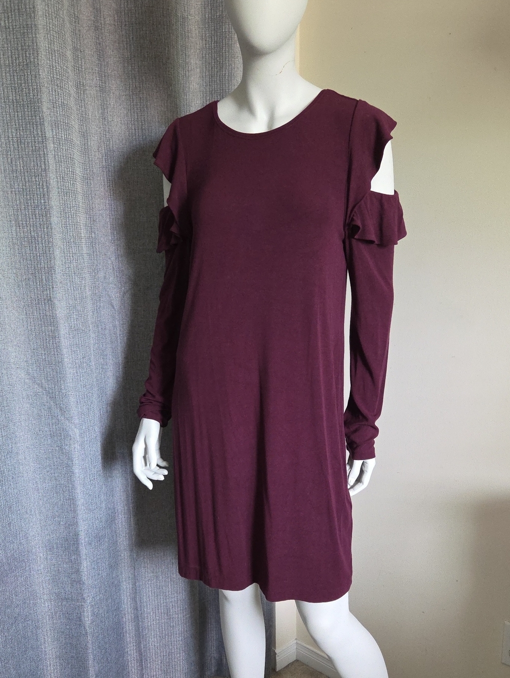 White House Black Market Cabernet Cold-Shoulder Ruffle Long-Sleeve Dress